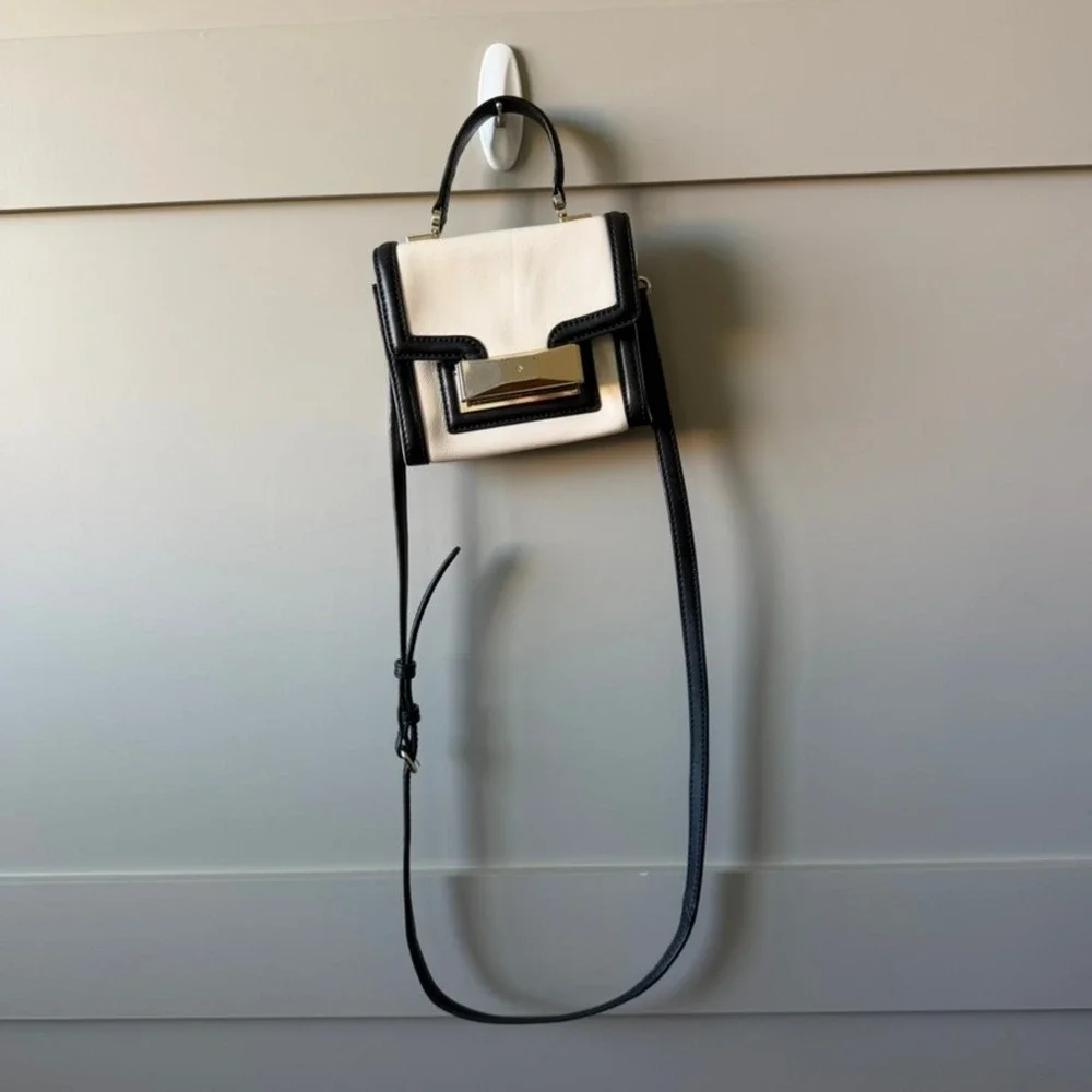 Kate Spade Carroll Park Mini Penelope Crossbody Bag White Black Leather Purse